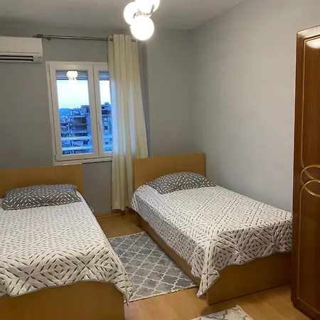 Cozy Near Centre Apartament